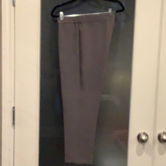 Wilfred gray crepe pull on dress pants - Picture 7 of 7